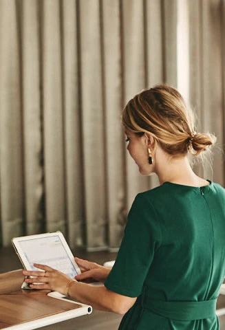 Productlancering organiseren - voorbereiding met tablet op locatie