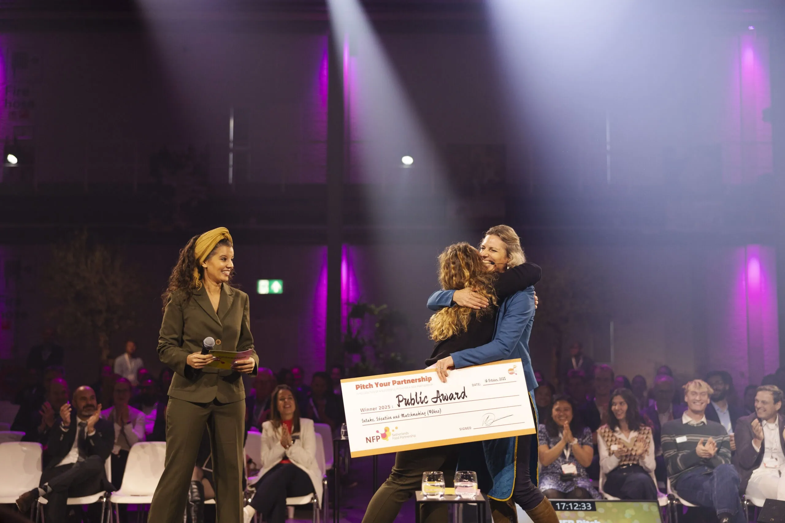 Congres organiseren checklist - deelnemers tijdens het Feed the Future congres op World Food Day